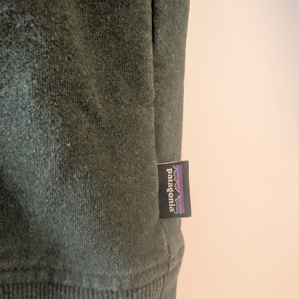 Patagonia Arched Fitz Roy Bear Crew Neck Size L - Picture 4 of 7